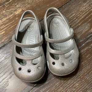 Crocs silver sparkly Mary Jane size 7c